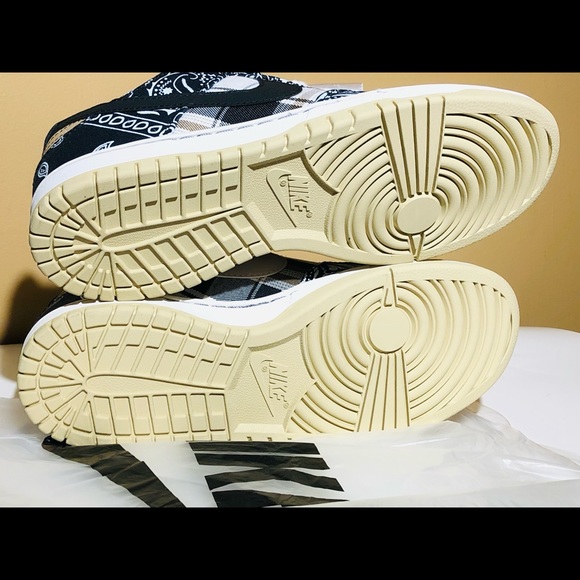 Men’s Basketball Sneakers (12”) - Picture 5 of 8